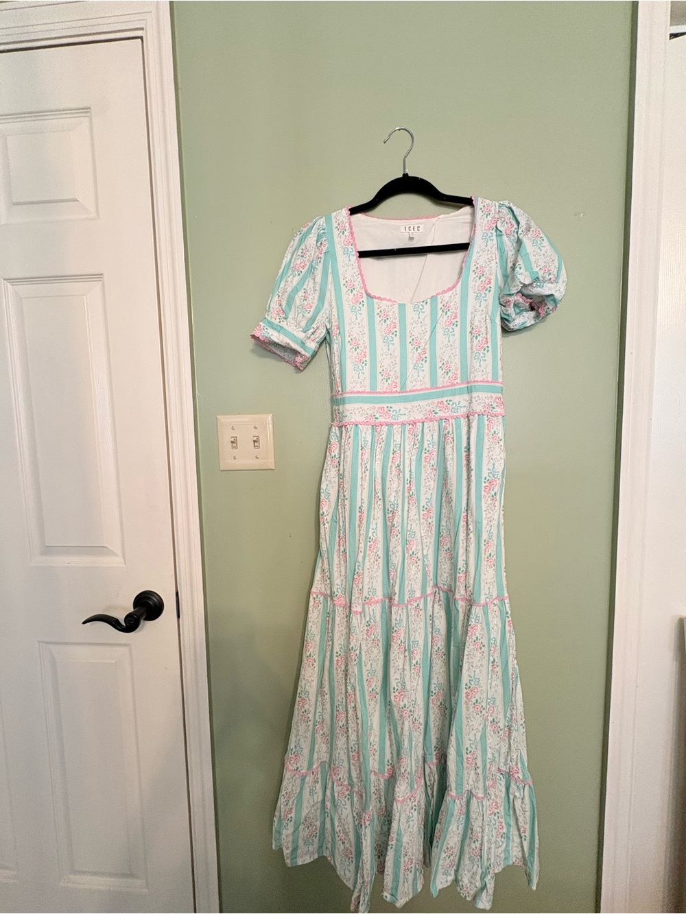 Floral vintage inspired dress